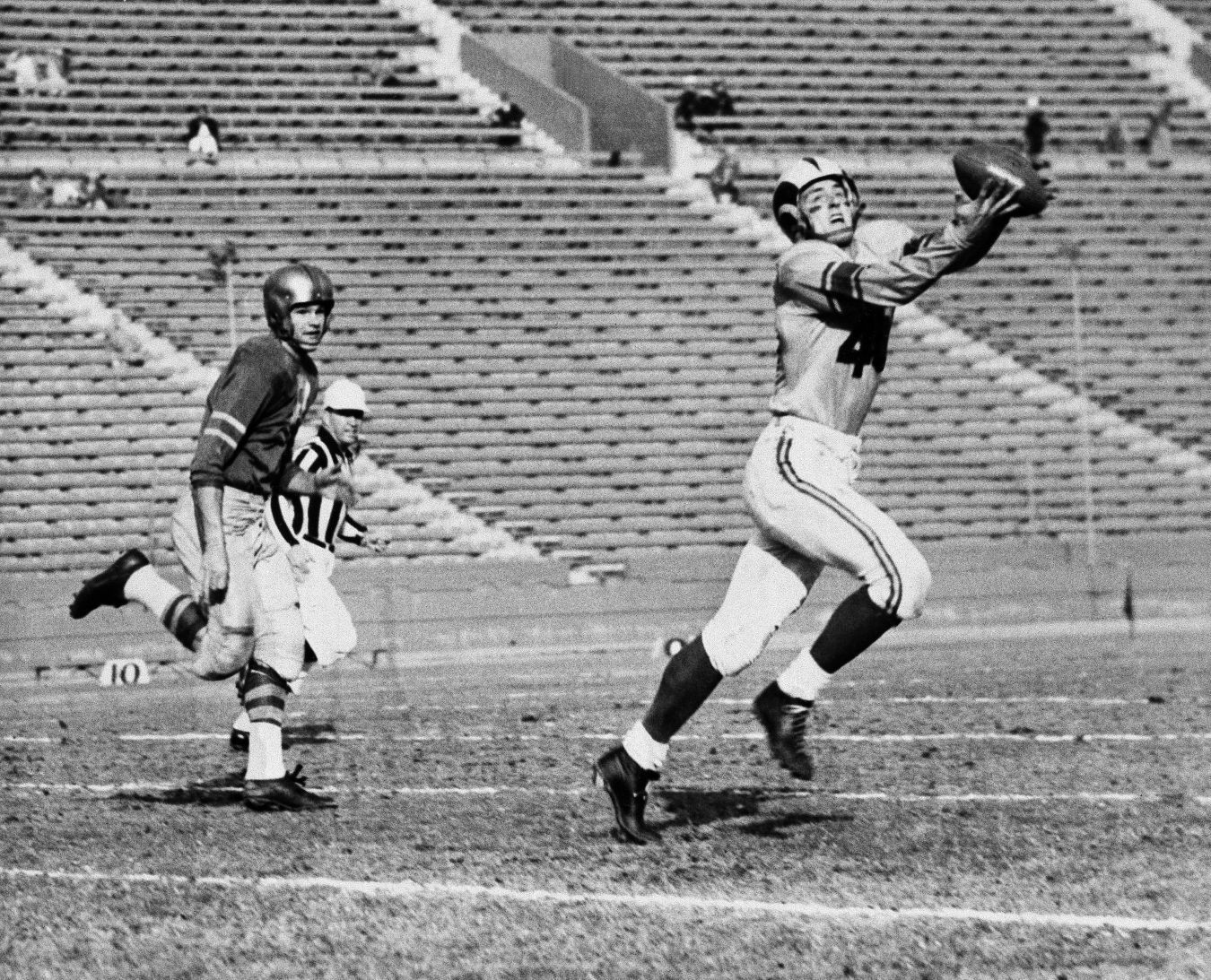 Elroy Hirsch, Ray Pelfrey